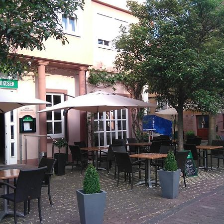 Hotel Loewensteiner Hof Haus Am Neuplatz เวิร์ทไฮม์ ภายนอก รูปภาพ